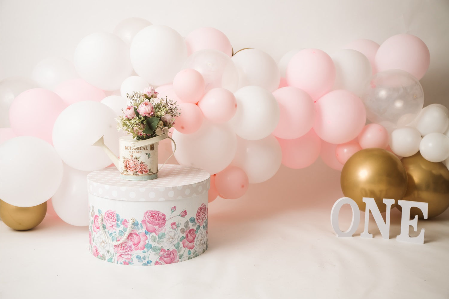 Sfondo Per Il Primo Compleanno Annaffiatoio Palloncino Sfondo BRP10-358