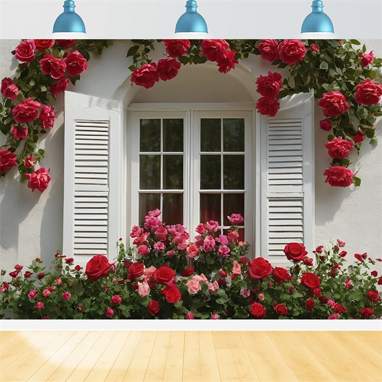 Fondali Fotografici Per San Valentino Sfondo Con Finestra Bianca Decorata Con Rose BRP11-415