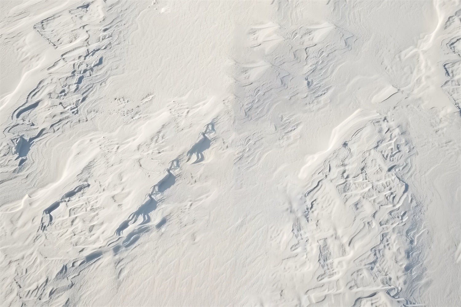 Sfondo Del Pavimento In Tessuto Delicato Con Increspature Della Neve BRP9-18