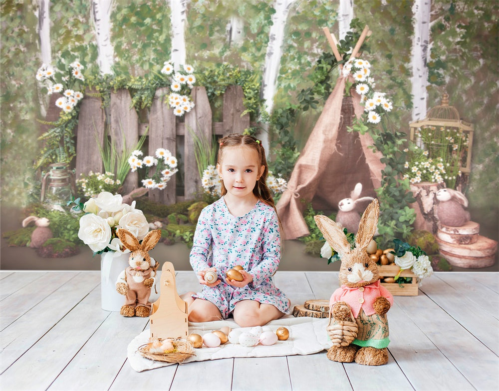 Tenda Da Campeggio Nella Foresta Di Pasqua Margherita Sfondo M1-31