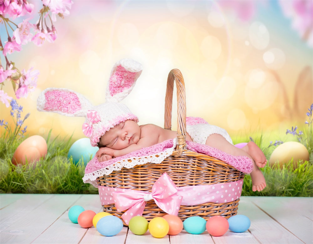 Sfondo Di Prato Con Fiori Di Ciliegio E Uovo Di Pasqua M1-36