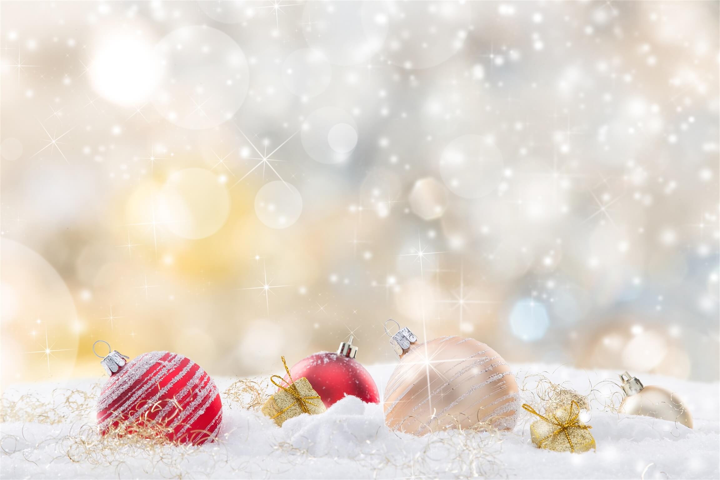 Sfondo Di Decorazioni Natalizie Innevate Con Punti Di Luce Fantasy M12-30