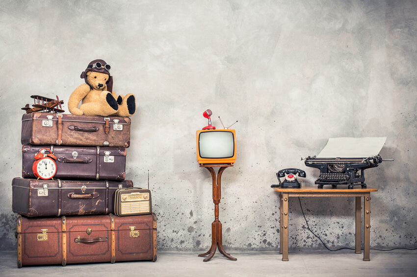 Sfondo Scolastico Con Valigie Da Viaggio Giocattolo Retro A Forma Di Orso M6-01