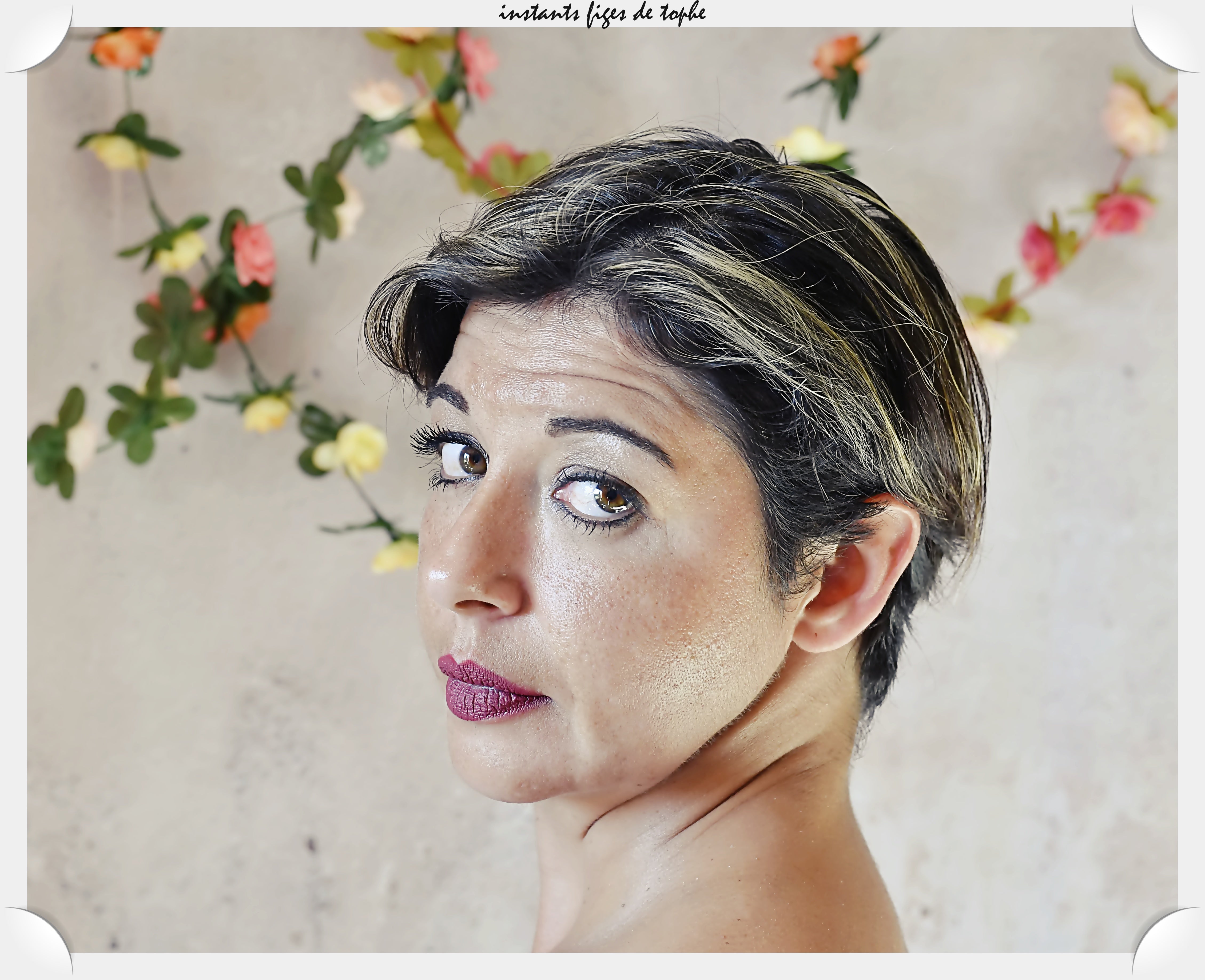 Fotografia Di Ritratto Sfondo Astratto Muro Di Cemento MR-2252