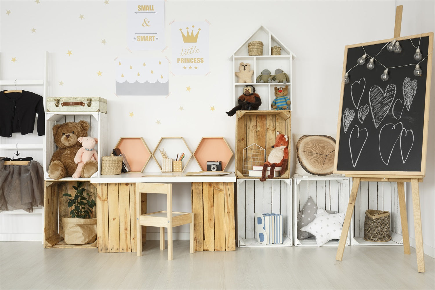 Calda Bambola Da Studio Per Bambini Sfondo Con Lavagna D'Amore RR5-7