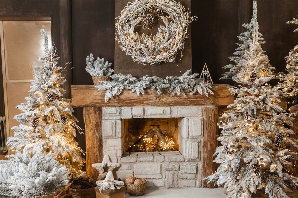 Sfondo Di Ghirlanda Di Camino Accogliente Albero Di Natale RR7-827