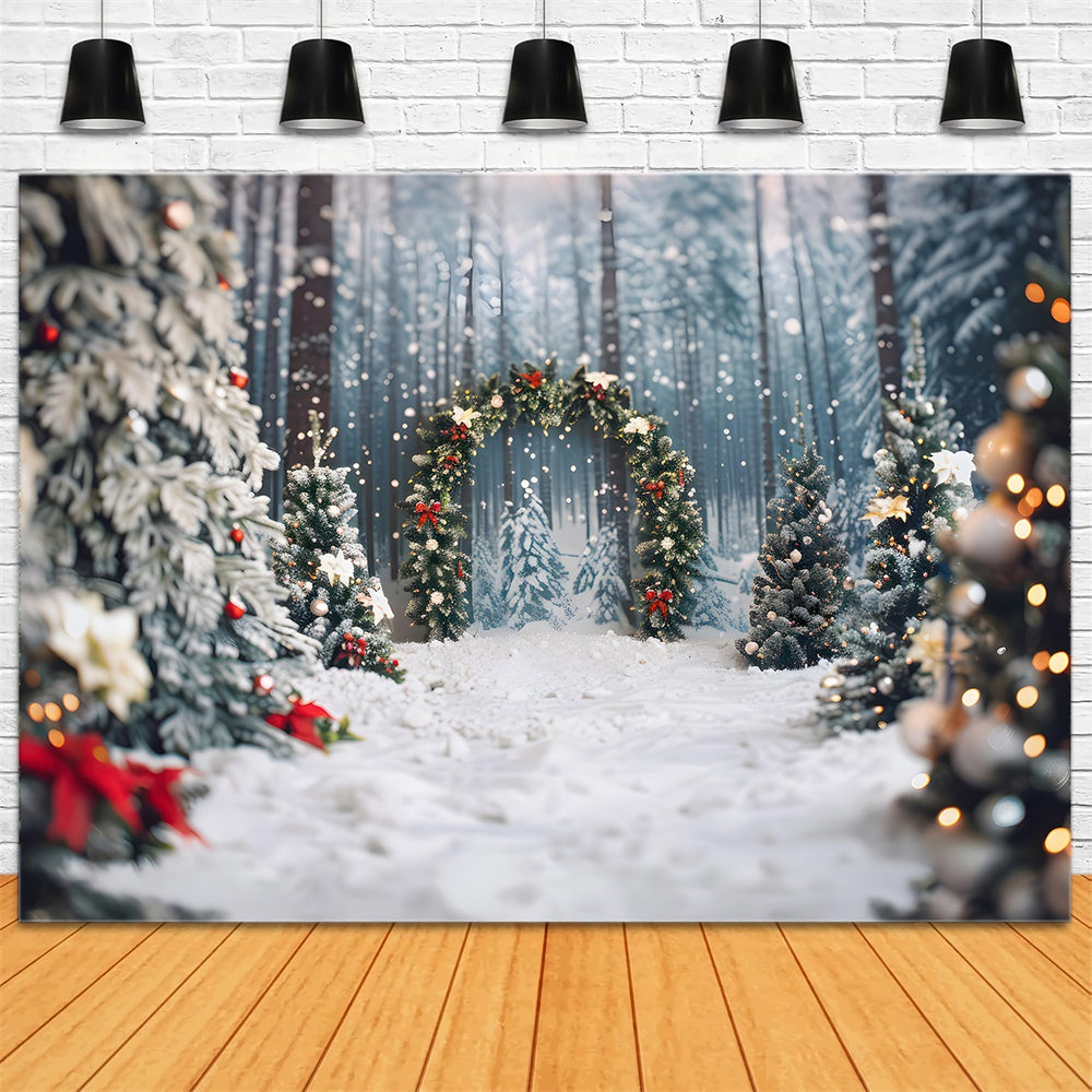 Sfondo Di Arco Con Ghirlande Di Alberi Di Natale Innevati RR7-865