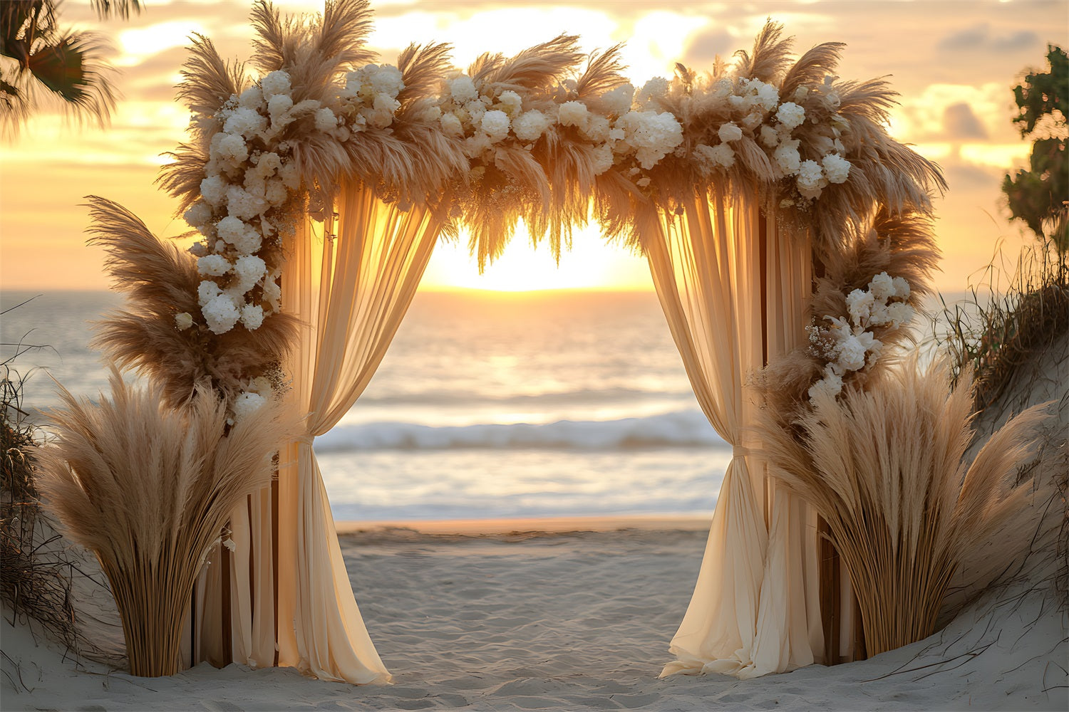 Sfondo Bohemien Con Arco Per Matrimonio In Spiaggia RR8-434