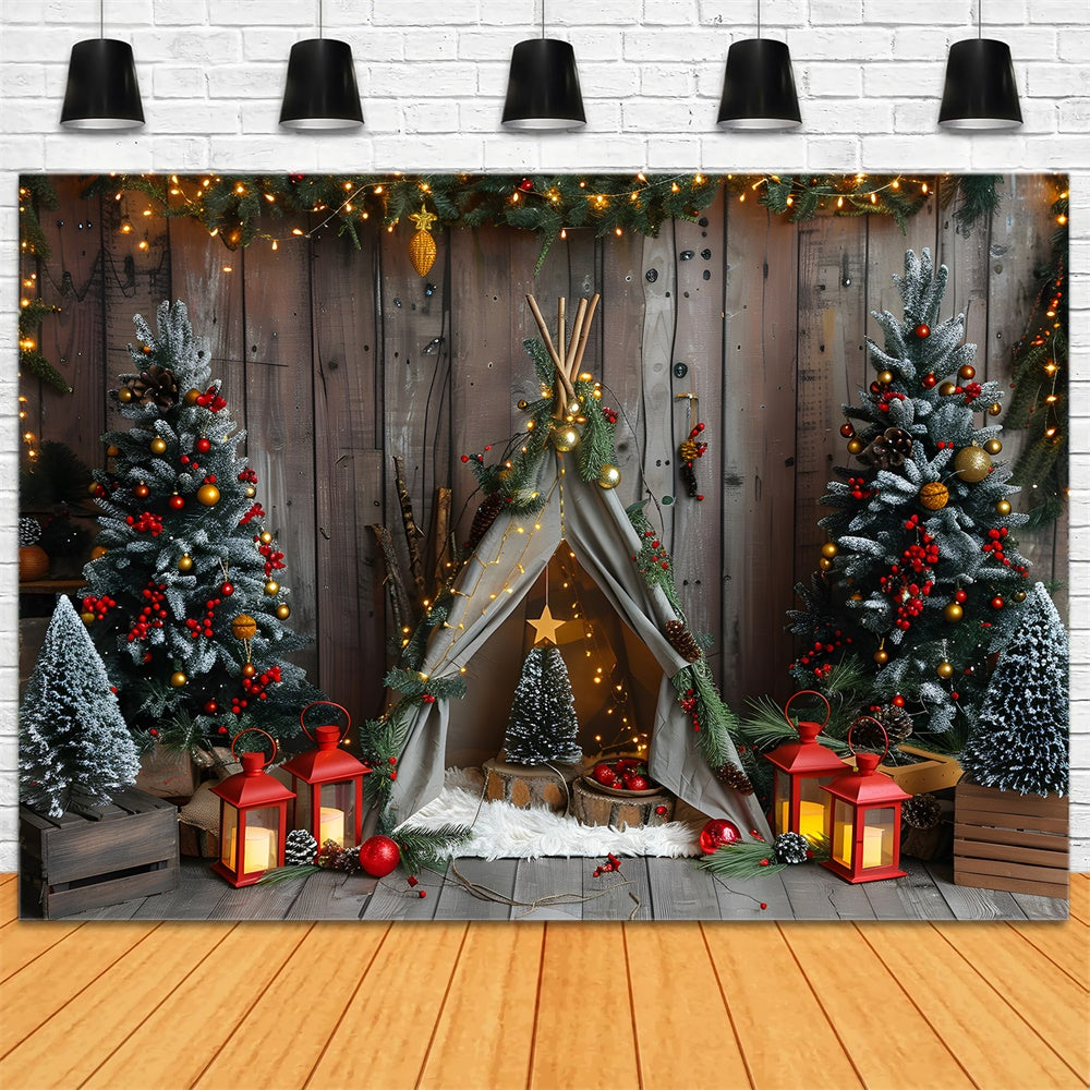 Luci Degli Alberi Di Natale Piccola Tenda Sullo Sfondo RR8-9