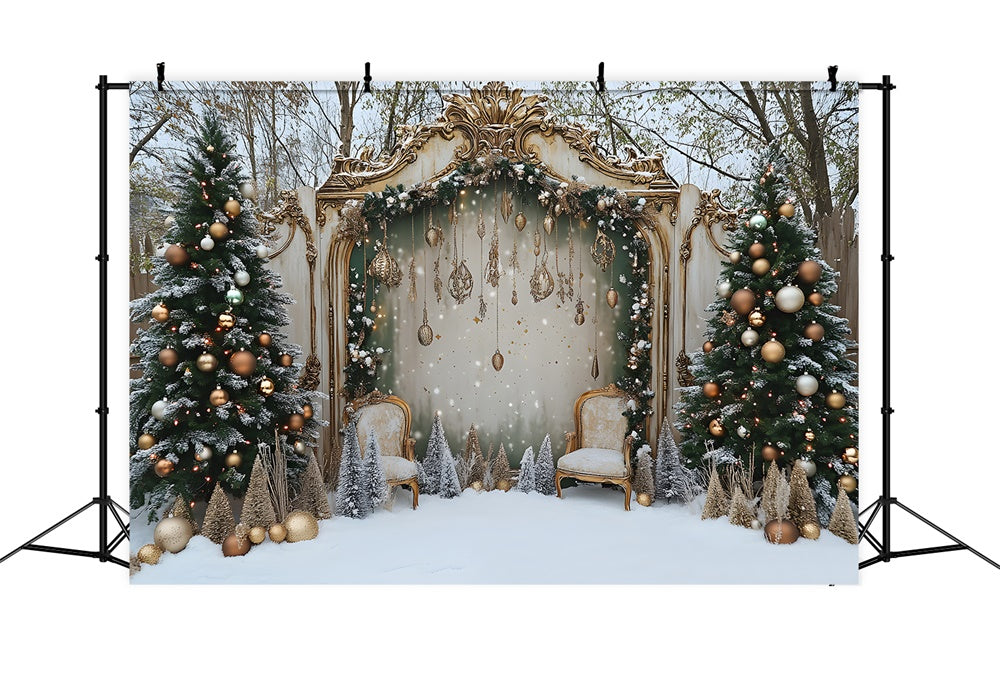 Sfondo Della Porta Dell'Albero Decorato Con Cortile Di Natale Innevato RR9-79