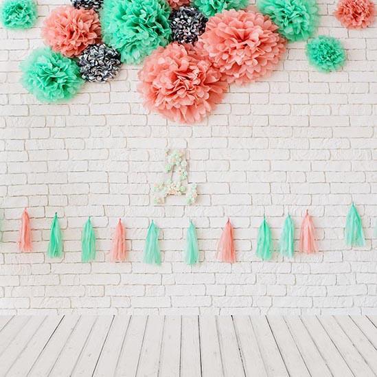 Decorazione Floreale Con Muro Di Mattoni Bianchi Per Baby Shower S-3187