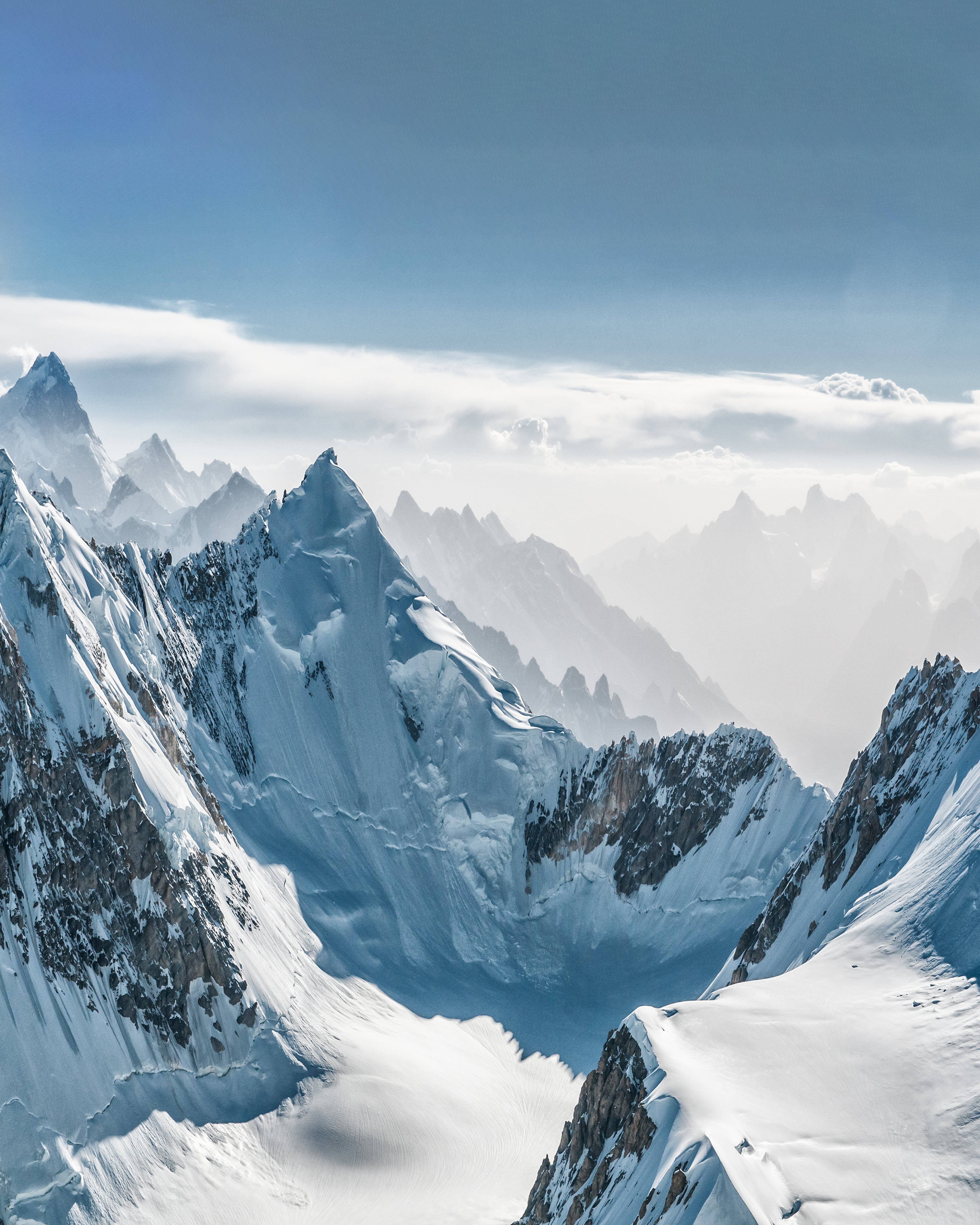 Sfondo Di Paesaggi Invernali In Montagna Innevata Per Fotografia LV-1825
