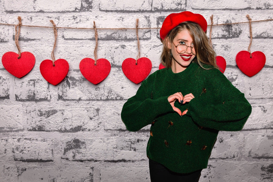 Sfondo Di San Valentino Sfondo Di Cuori Appesi Al Muro Di Mattoni BRP11-447