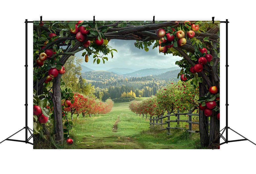 Sfondo Di Montagna Autunnale Della Fattoria Dell'Arco Di Mele BRP7-142
