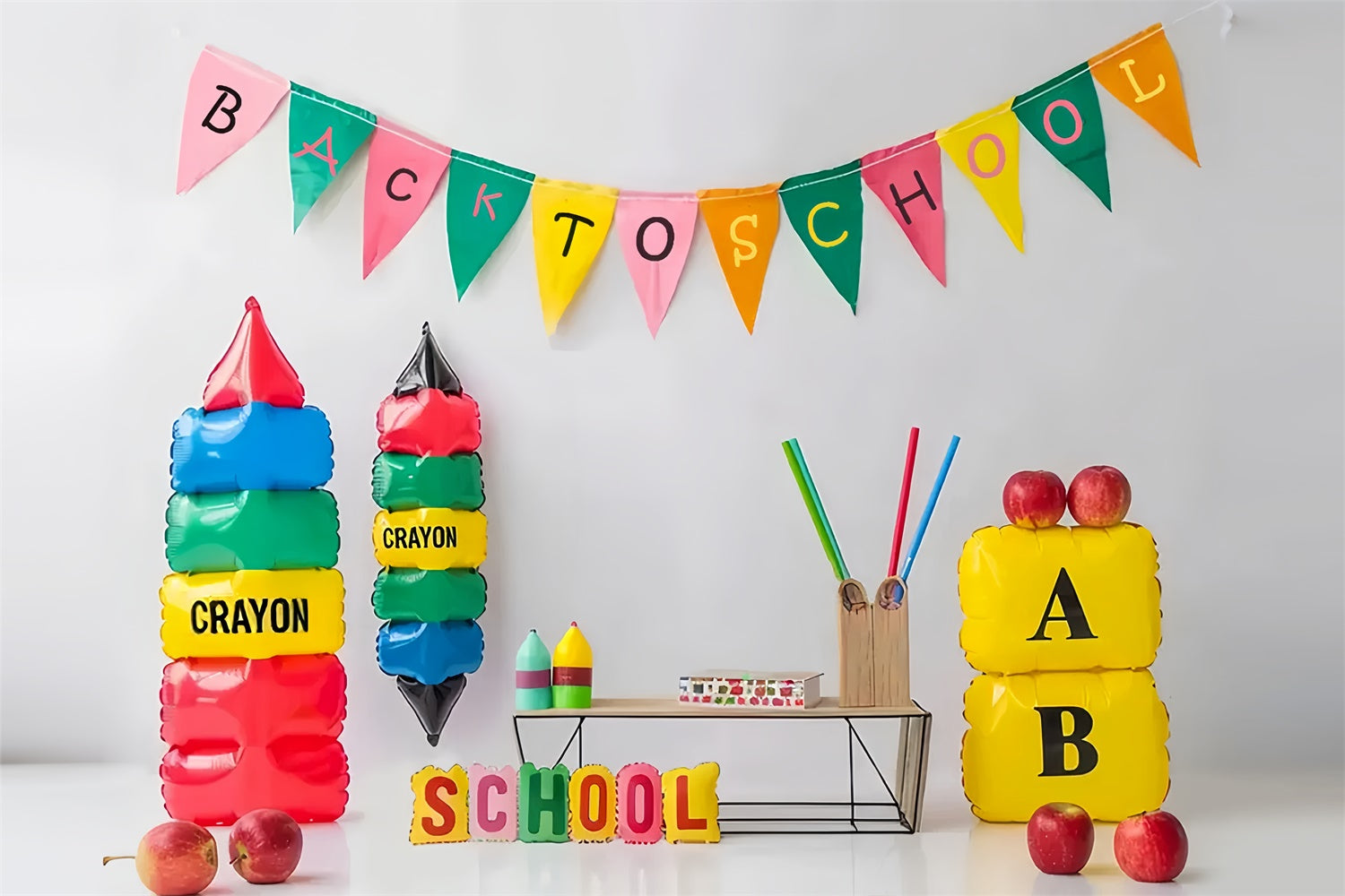 Sfondo Di Pastelli A Forma Di Cartone Animato Ritorno A Scuola BRP7-187