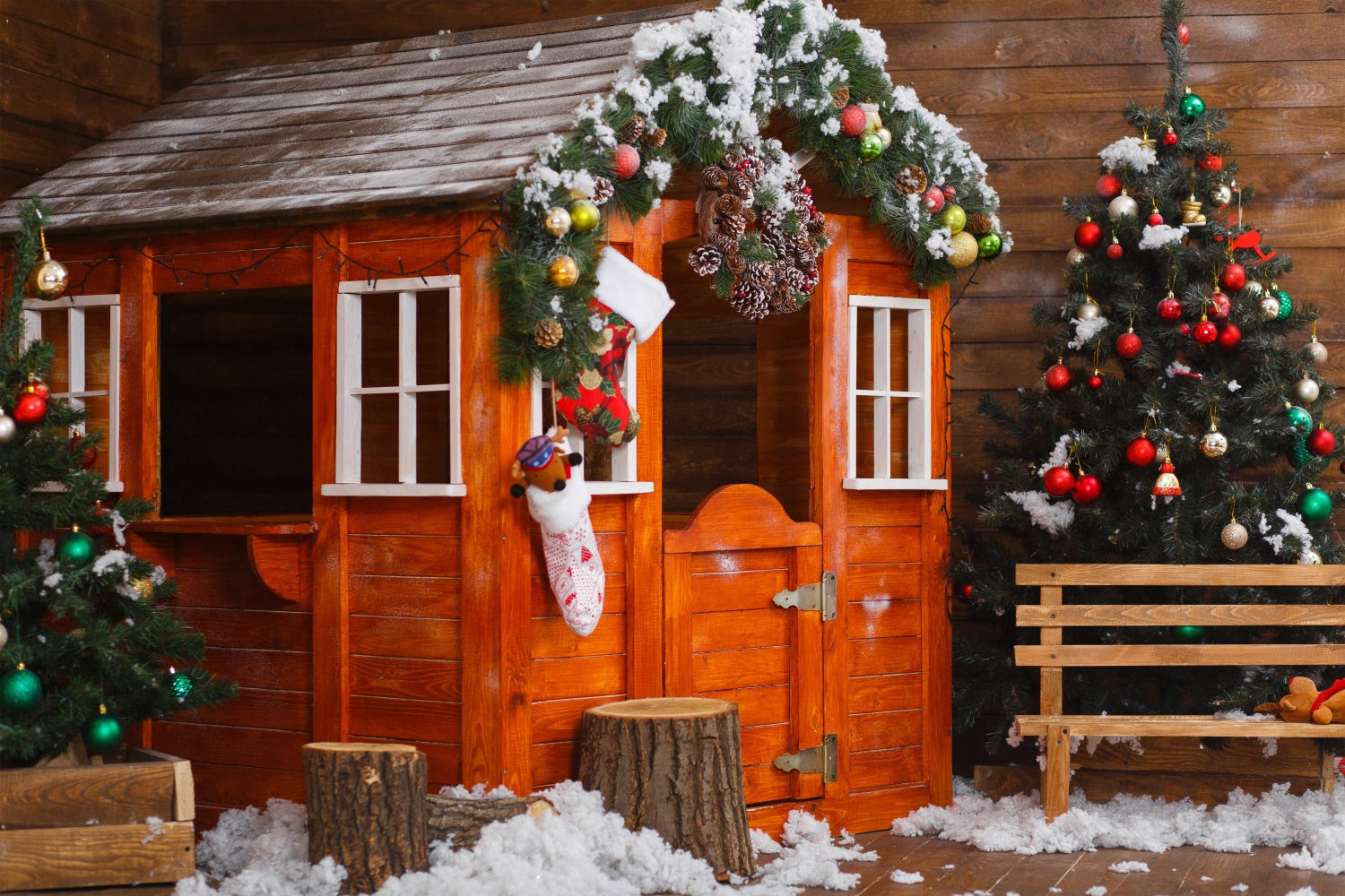 Sfondo Di Scena Natalizia Con Casa In Legno Innevato BRP8-314