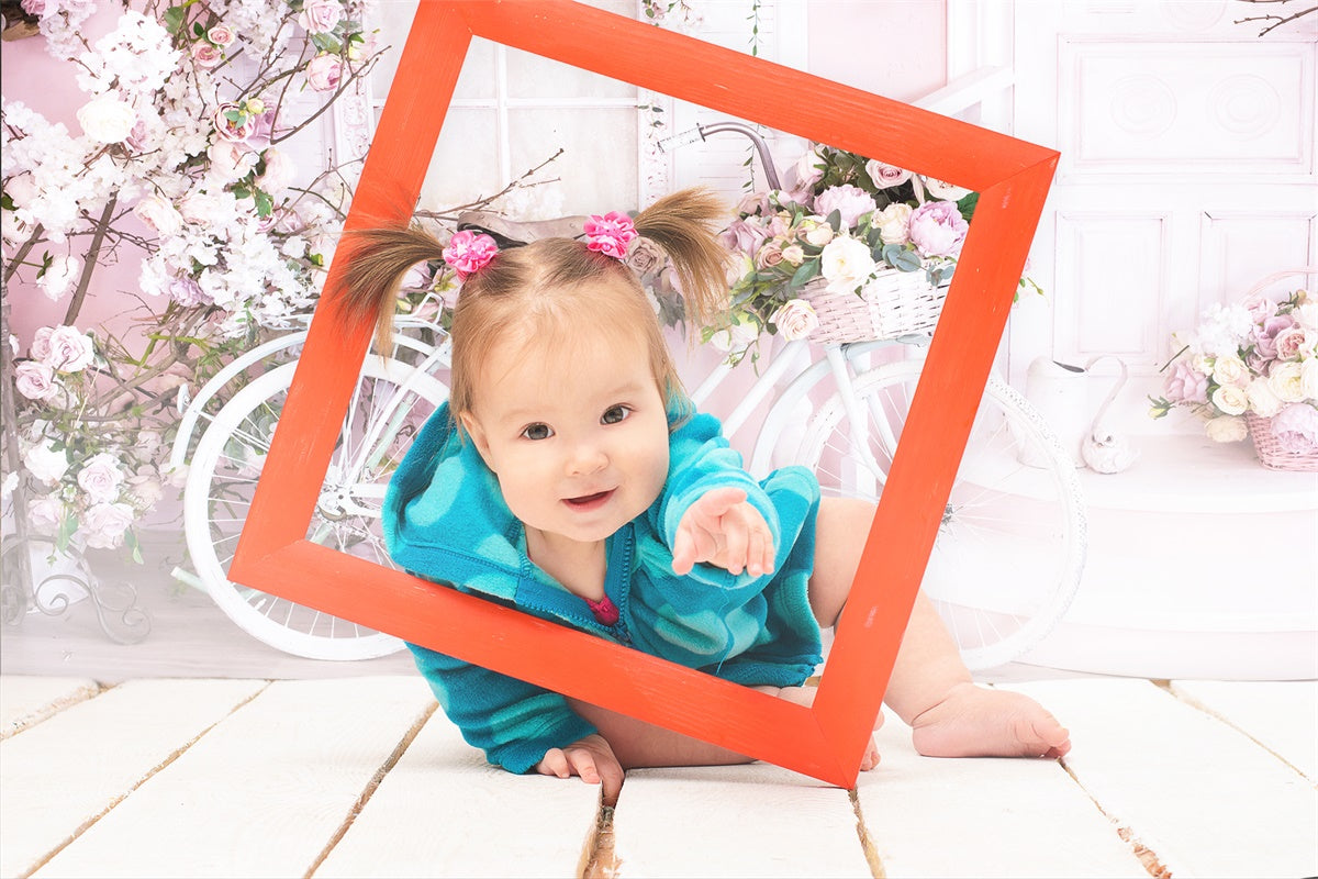 Muro Rosa Pieno Di Fiori Sfondo Di Bicicletta Bianca M1-08