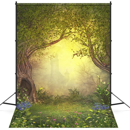 Sfondo Del Castello Della Foresta Nebbiosa E Nebbiosa Del Crepuscolo M1-68