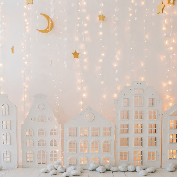 Tenda Bianca In Cotone Con Decorazioni E Sfondo Luminoso Brillante M11-23