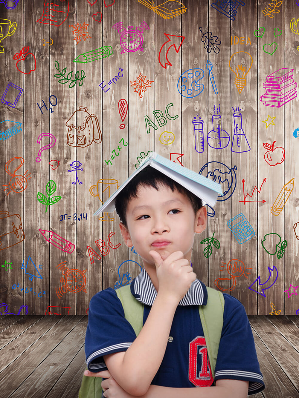 Ritorno A Scuola Crayon Doodle Sfondo In Legno M5-86