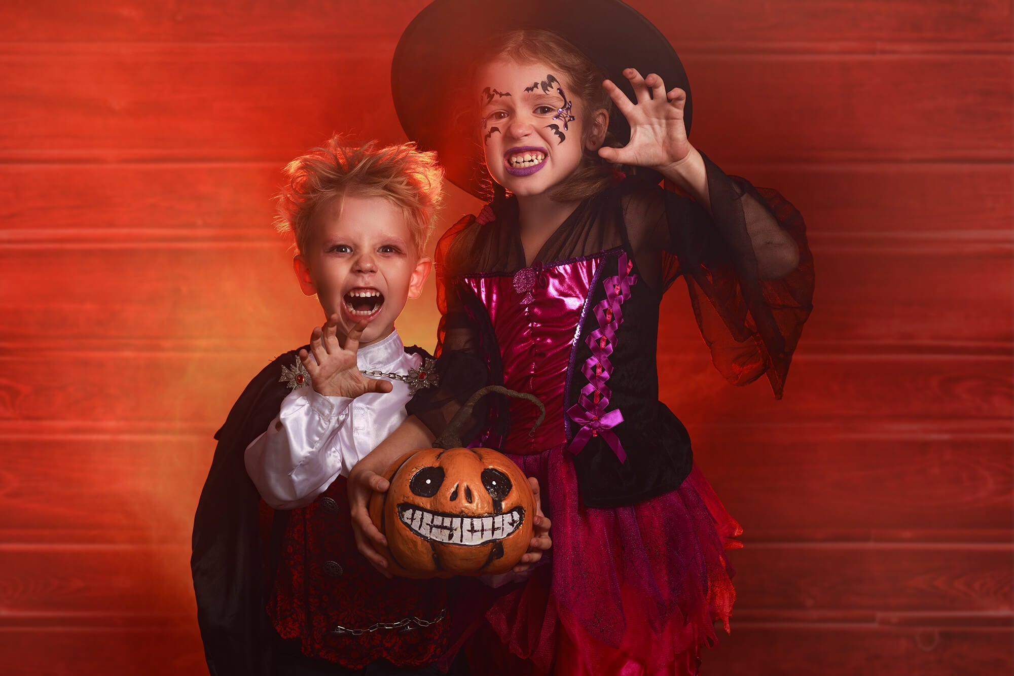 Sfondo In Legno Dipinto Di Rosso Per Photo Booth M6-146