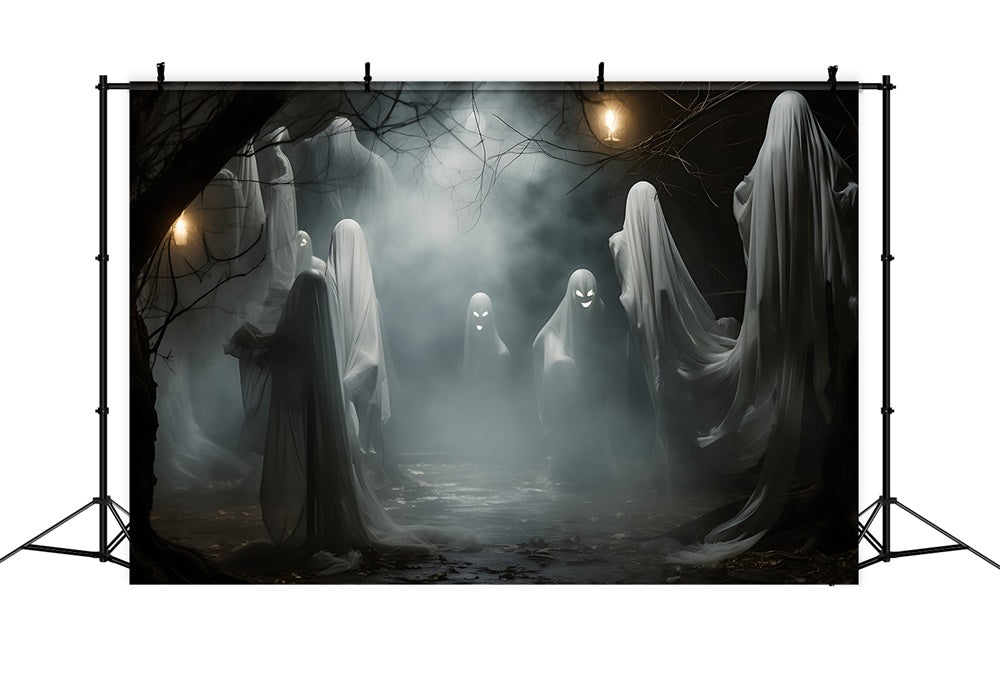 Sfondo Del Fantasma Spaventoso Della Notte Nebbiosa Di Halloween RR7-463