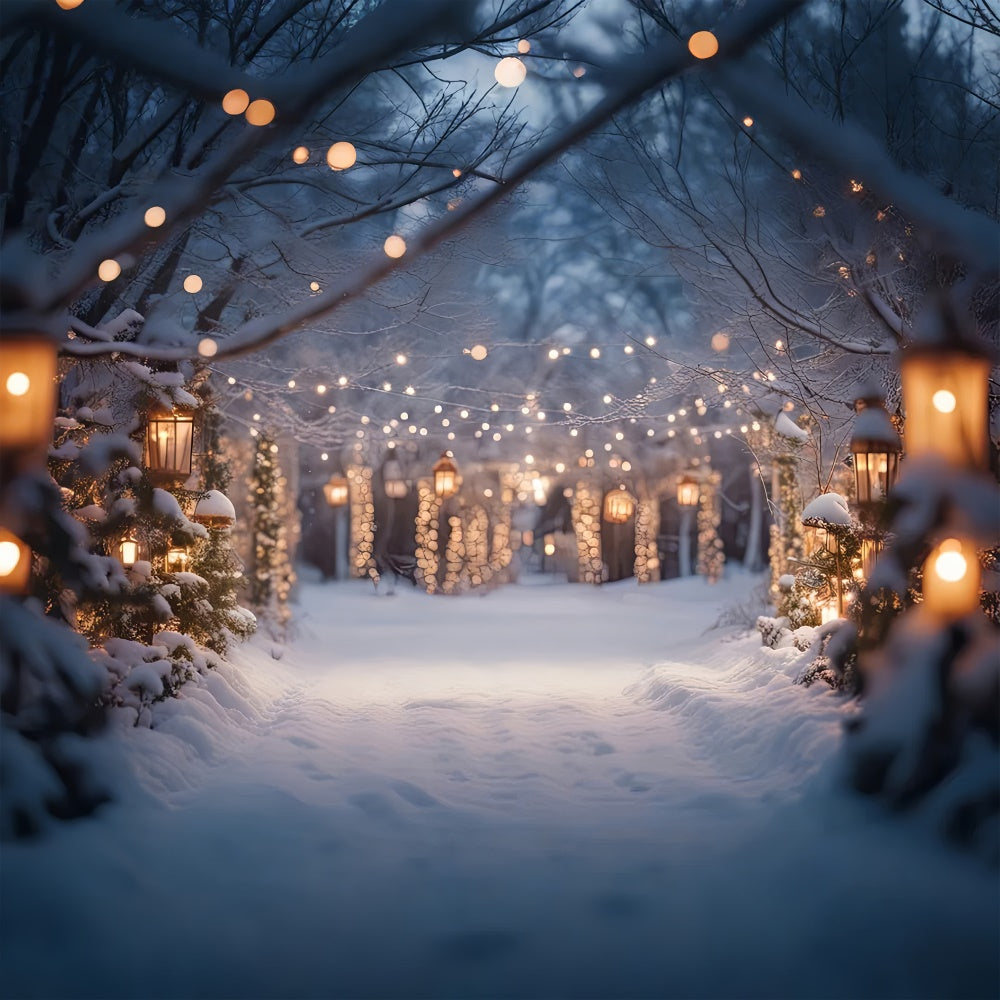 Sfondo Di Alberi Di Natale Luminosi Con Strada Innevata RR7-822