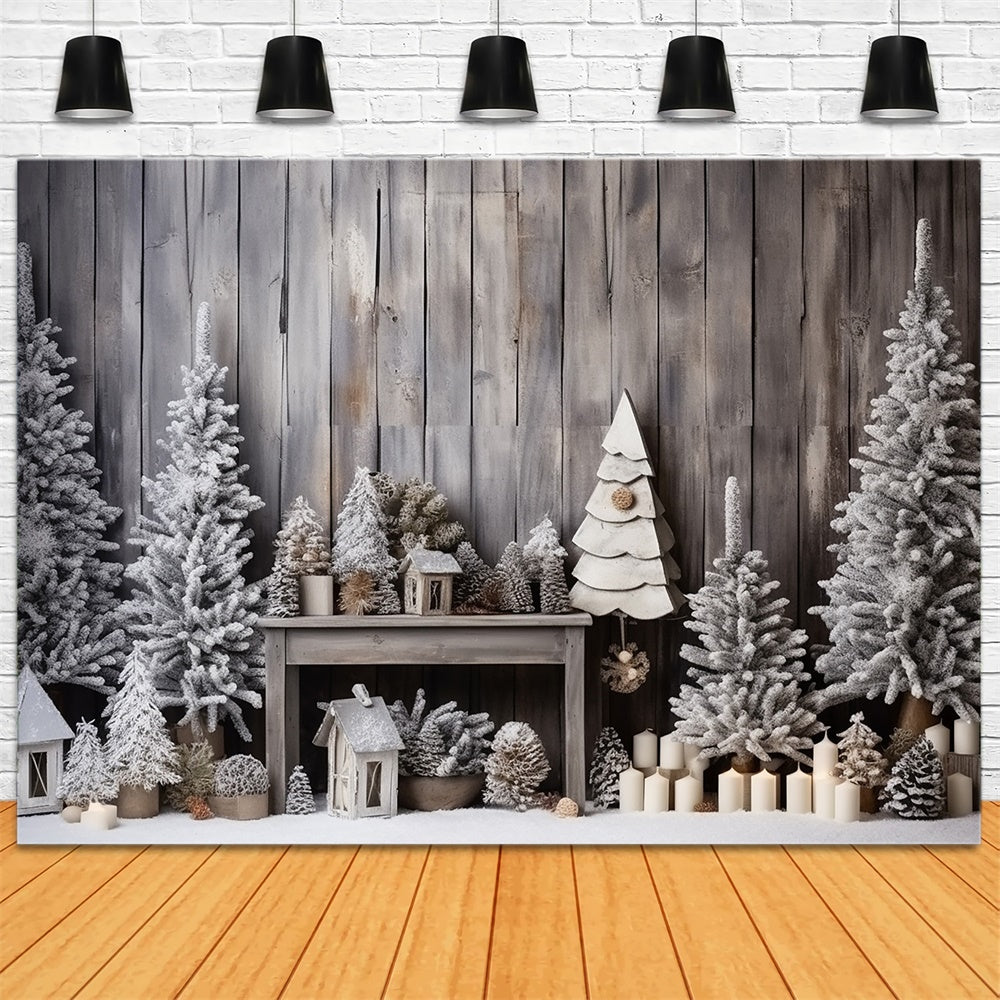 Sfondo Di Alberi Smerigliati In Cabina Rustica Di Natale RR8-248