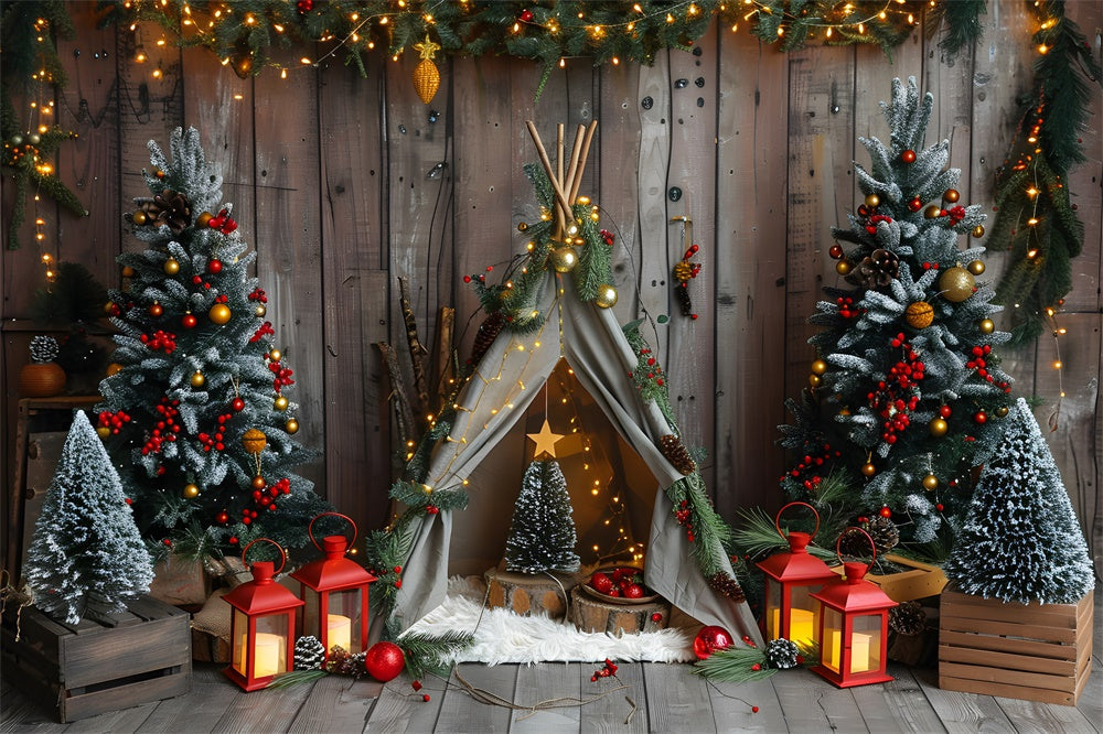 Luci Degli Alberi Di Natale Piccola Tenda Sullo Sfondo RR8-9
