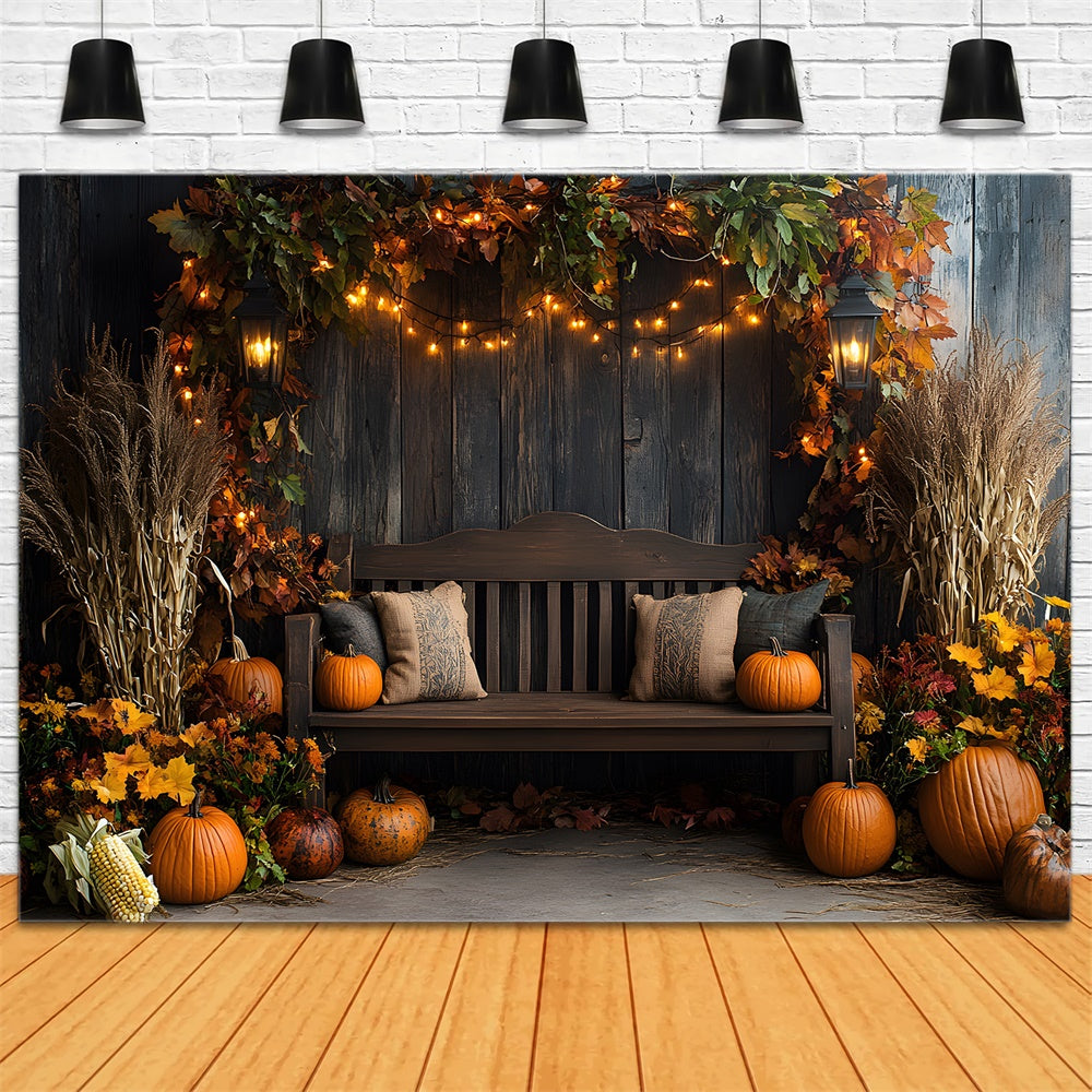 Divano Da Parete In Legno Autunnale Con Foglie Secche Sullo Sfondo RR9-3